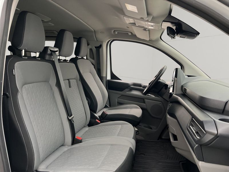 Ford Tourneo Custom bild 28