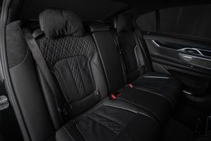 BMW 750 bild 18
