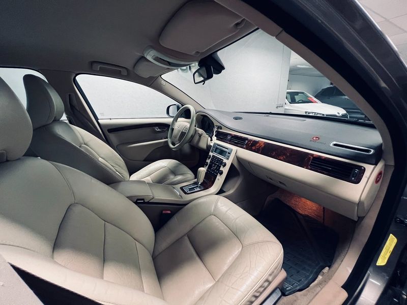Volvo S80 bild 8
