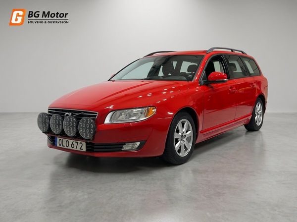 Volvo V70 D2 115HK Kinetic Aut Drag/Värmare/Bluetooth/Nyservad - 2014