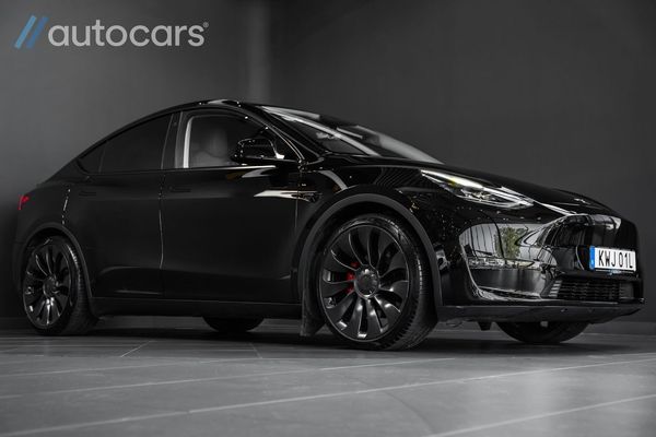 Tesla Model Y Performance 534hk AWD|Leasbar|21" | Dragkrok| Autopilot - 2023