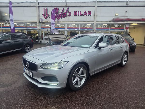 Volvo V90 D4 AWD, Business Adv Nav Headup Backkamer 2brukare,Drag - 2018