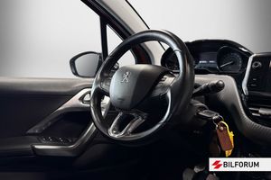 Peugeot 208 bild 6