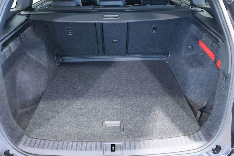 Skoda Enyaq bild 19