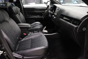 Mitsubishi Outlander bild 10