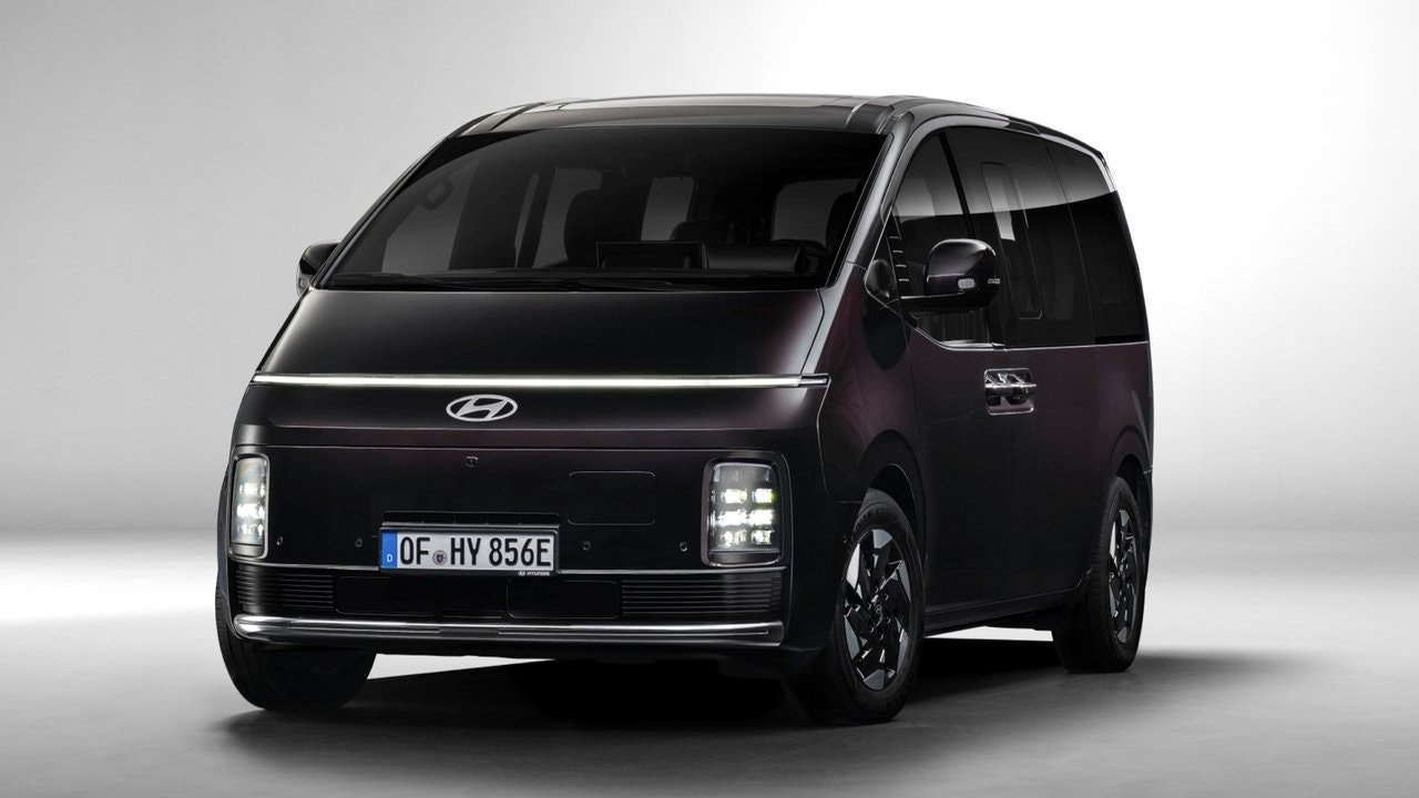 Hyundai Staria
