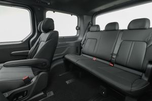 Hyundai Staria bild 6