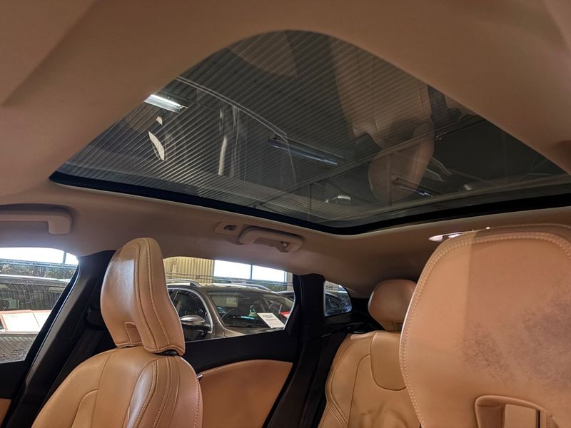 Volvo V40 bild 8