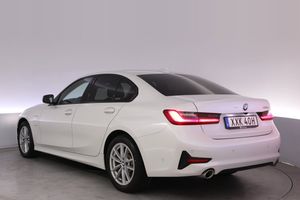 BMW 330 bild 4
