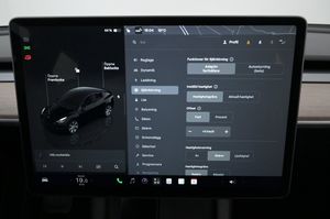 Tesla Model Y bild 11