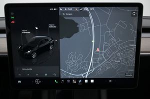 Tesla Model Y bild 17