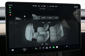 Tesla Model Y bild 19