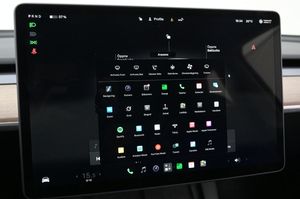 Tesla Model Y bild 22