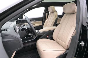 Cadillac Lyriq bild 10