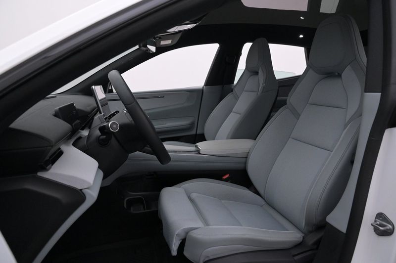 Polestar 4 bild 10