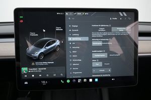 Tesla Model Y bild 16