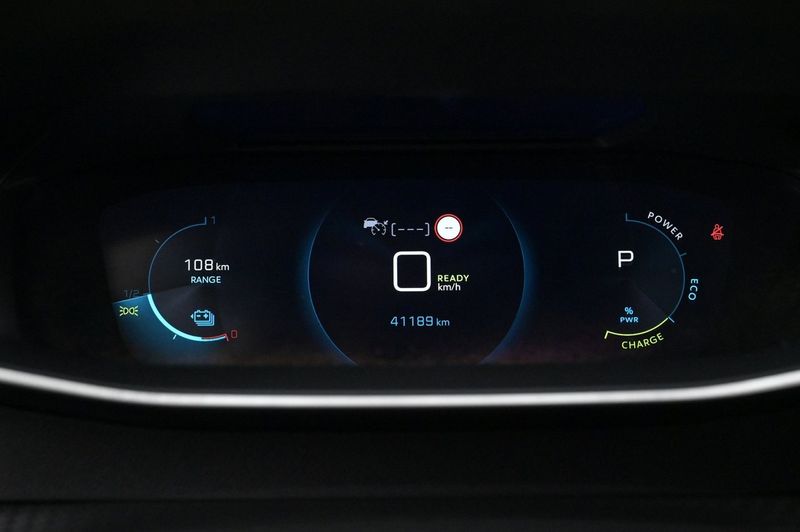 Peugeot e-2008 bild 9