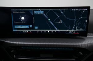 BMW 330 bild 12