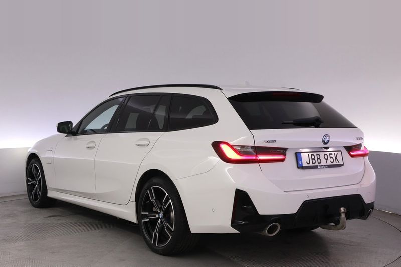 BMW 330 bild 4