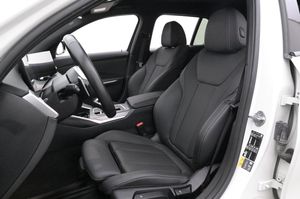 BMW 330 bild 9