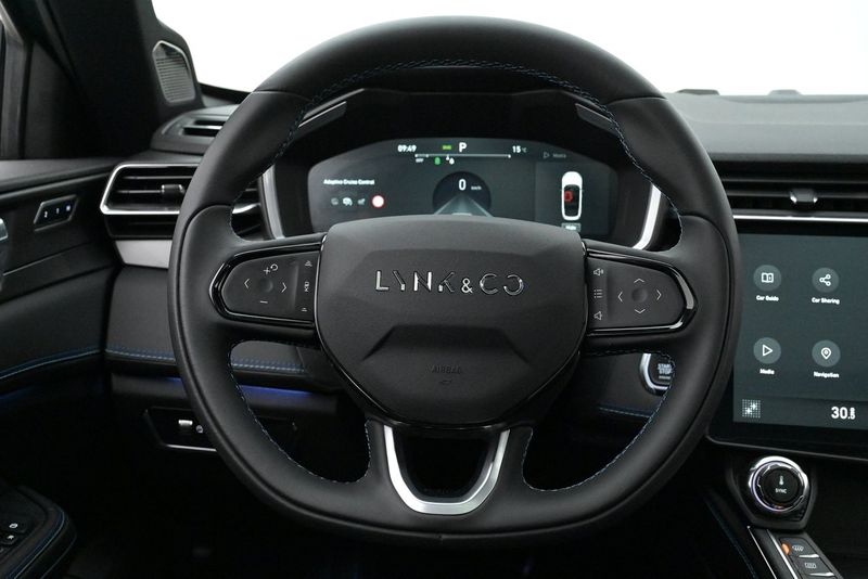Lynk & Co 01 bild 7