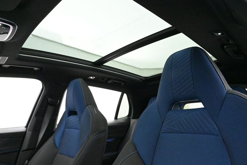 Lynk & Co 01 bild 24
