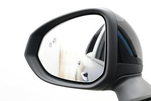 Lynk & Co 01 bild 23