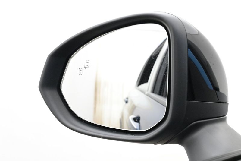 Lynk & Co 01 bild 23