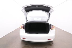 Tesla Model 3 bild 23