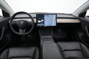 Tesla Model 3 bild 6