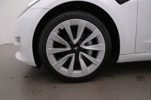 Tesla Model 3 bild 27