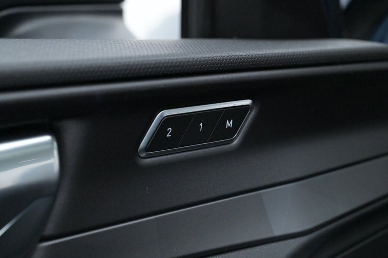 Lynk & Co 01 bild 10