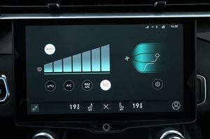 Lynk & Co 01 bild 14