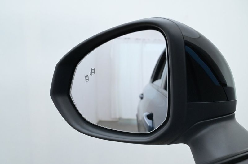 Lynk & Co 01 bild 17
