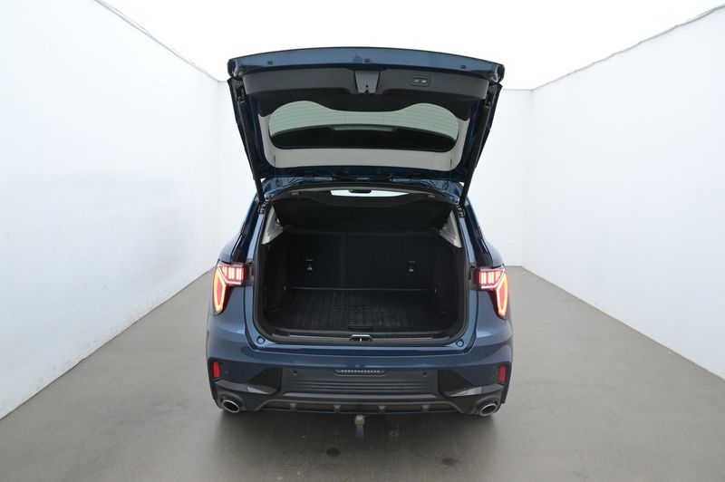 Lynk & Co 01 bild 21