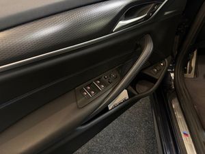 BMW 530 bild 21