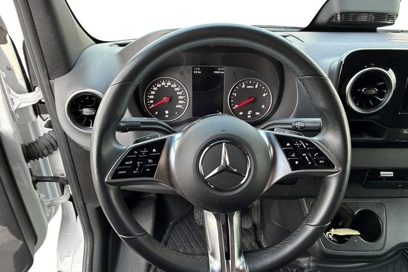 Mercedes Sprinter bild 8
