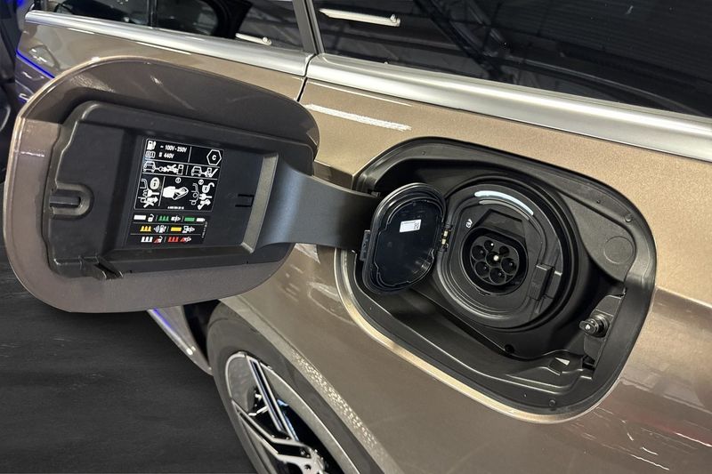 Mercedes E300 bild 16