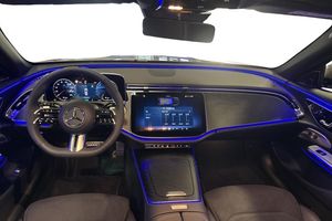 Mercedes E300 bild 12