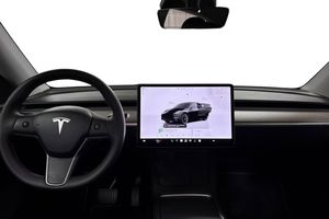 Tesla Model Y bild 11