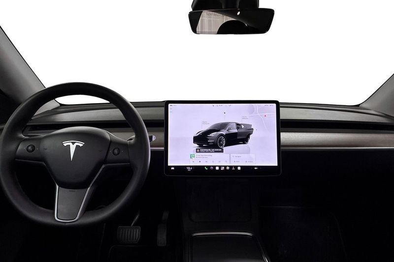 Tesla Model Y bild 11