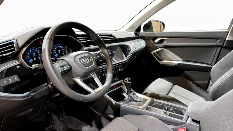 Audi Q3 bild 7