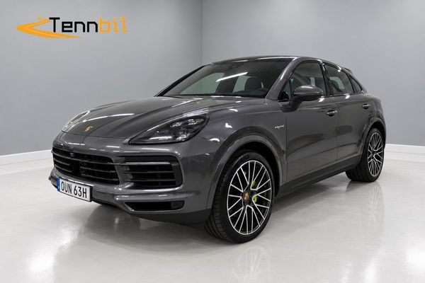 Porsche Cayenne E-Hybrid Coupé BOSE Pano Värmare 18-väg PDLS+ SoftClose - 2020