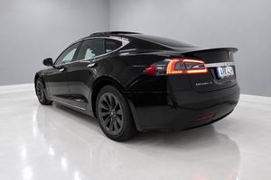 Tesla Model S bild 17
