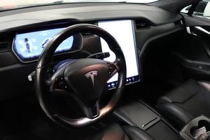 Tesla Model S bild 6