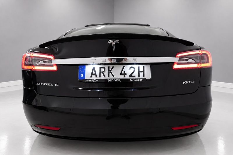 Tesla Model S bild 18