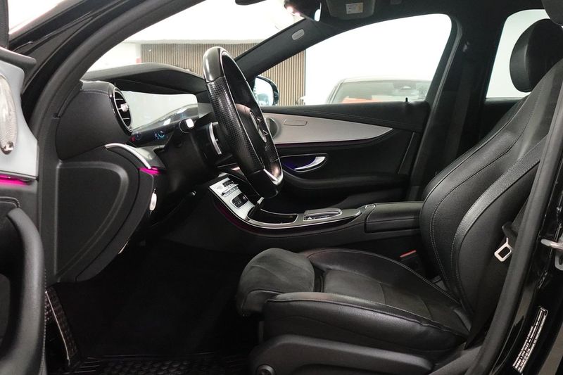 Mercedes E300 bild 5