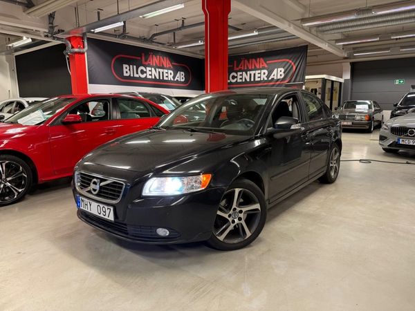 Volvo S40 D3 Classic Automat 2 ägare Drag PDC Skinn Värmare SoV - 2012