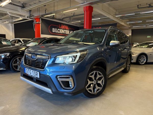 Subaru Forester e-Boxer AWD Aut 2 ägare Drag Kamera PDC Keyless SoV - 2020