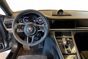 Porsche Panamera bild 13